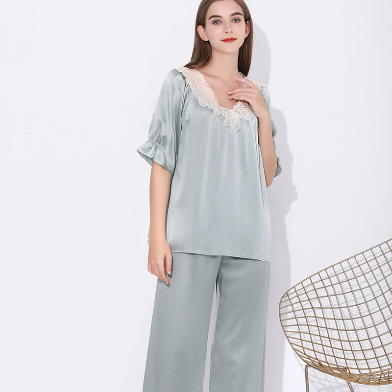Maison Gabrielle 100% Mulberry Silk Lace-Trimmed Pajamas Set Short-Sleeve 2-Piece Set Loungewear For Women