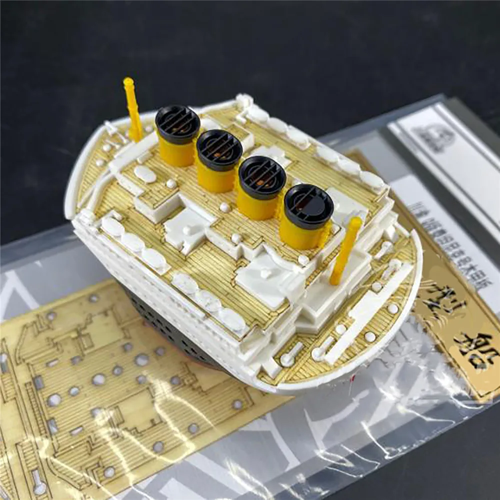 Набор для сборки DIY корабля мини модели MOE 001 Titanic Royal круиз Q Edition с/с деревянной