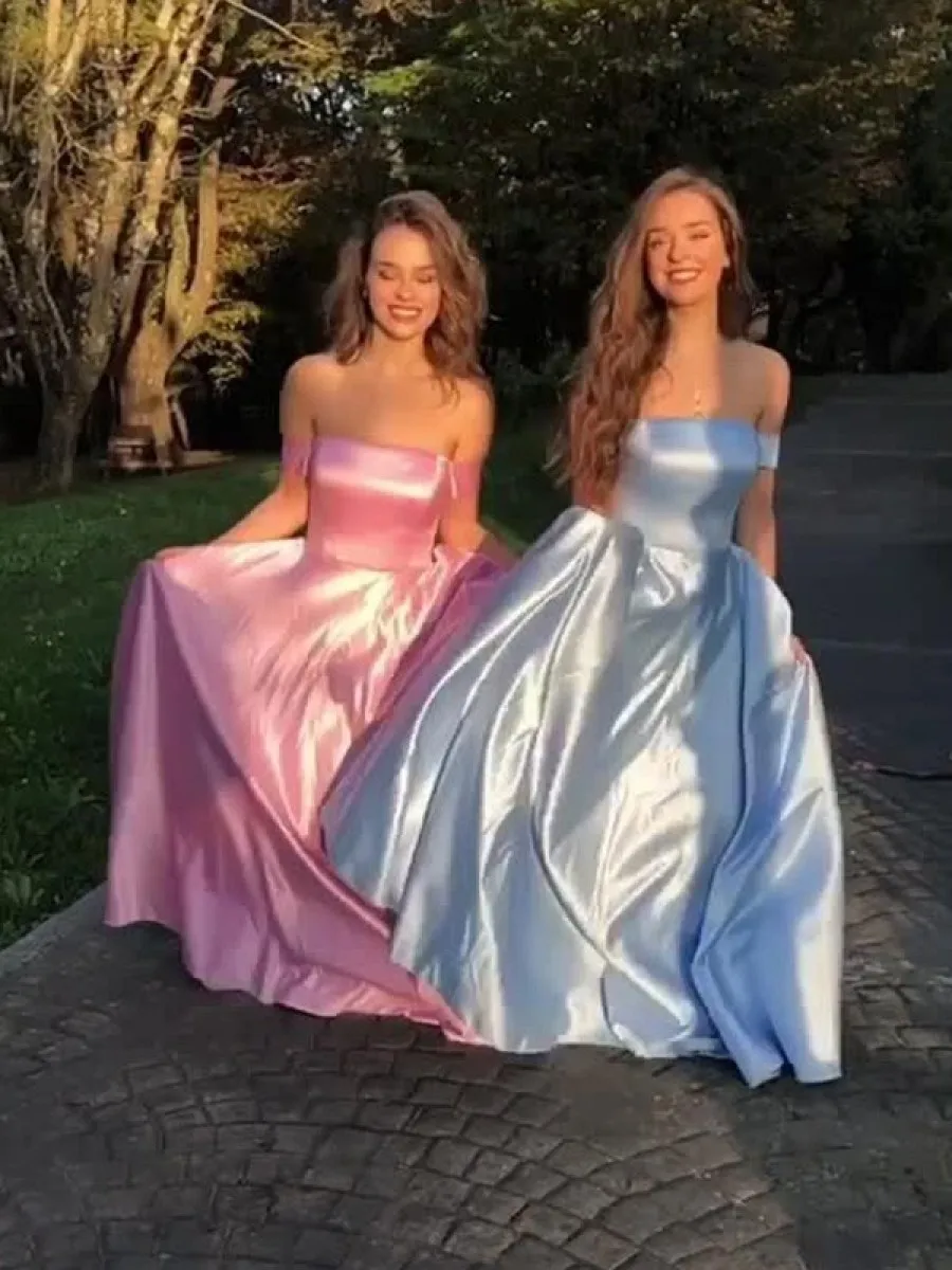 

Платье подружки невесты с открытыми плечами, со шнуровкой сзади и шлейфом