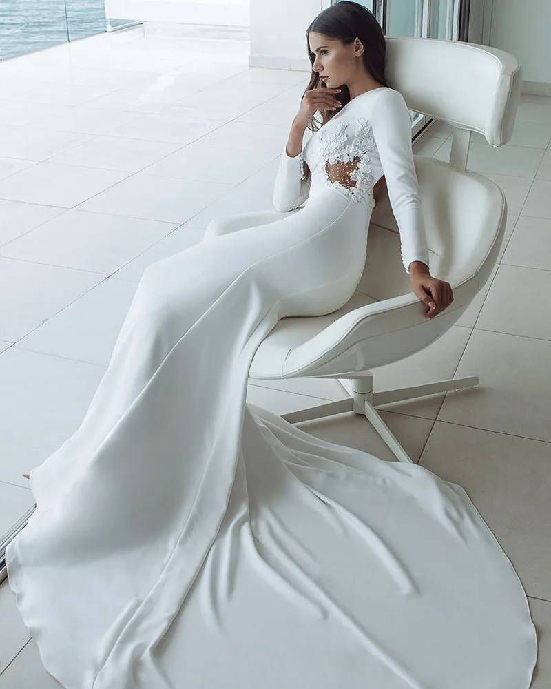 Соблазнительные атласные свадебные платья с вышивкой бисером открытой спиной и