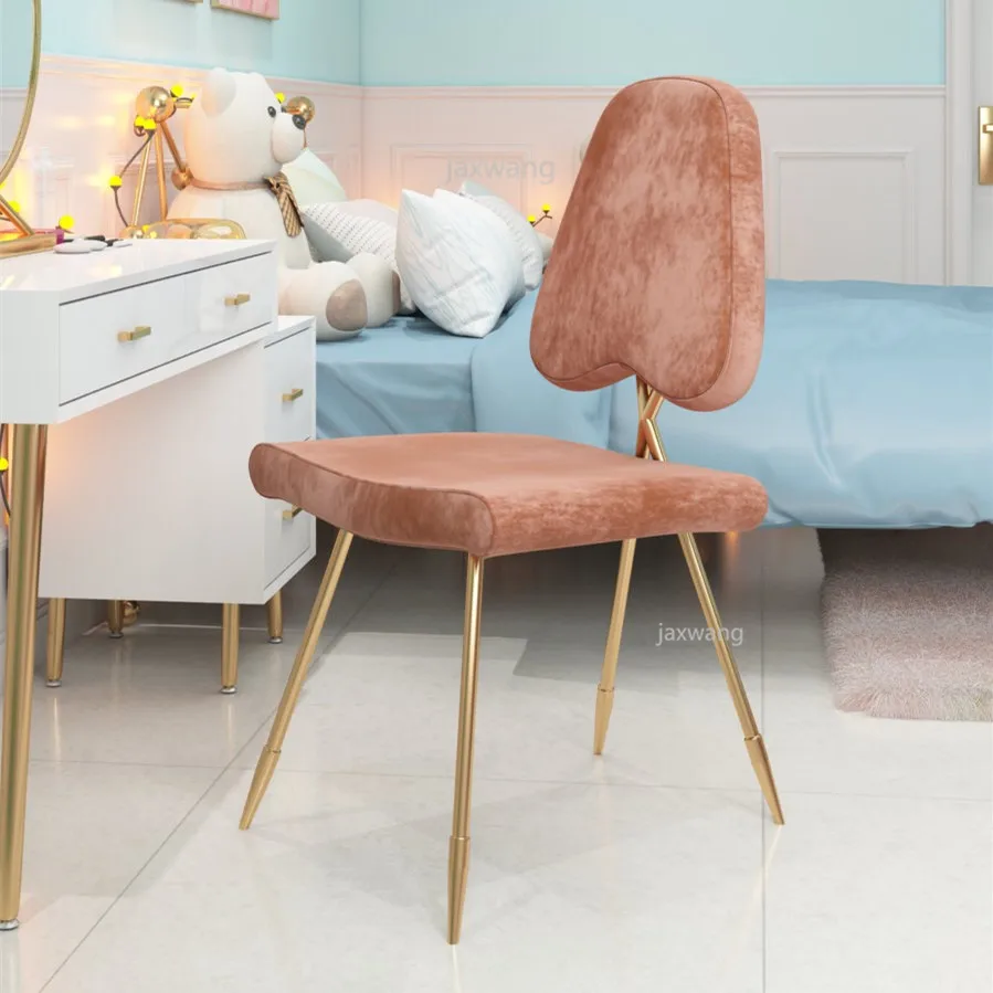 Трендовый обеденный стул с золотым железным металлическим бархатным корпусом