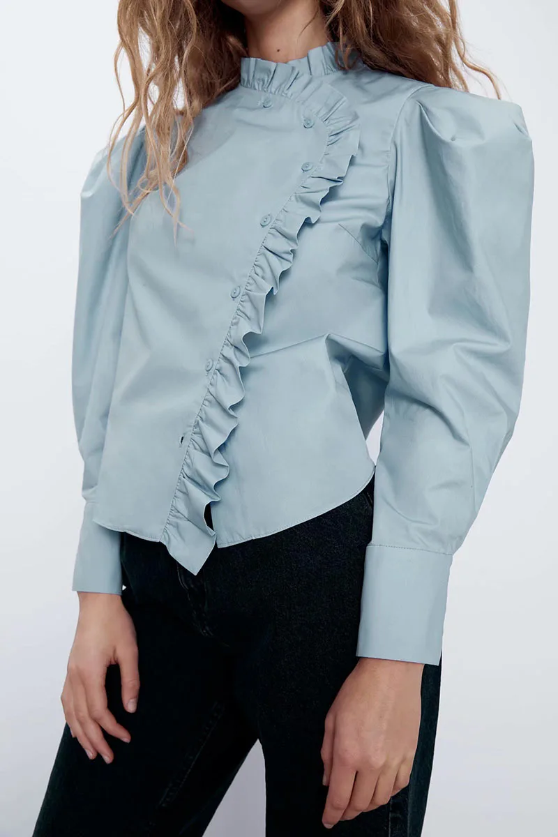 Женская блузка с длинным рукавом голубая однотонная элегантная офисная рубашка