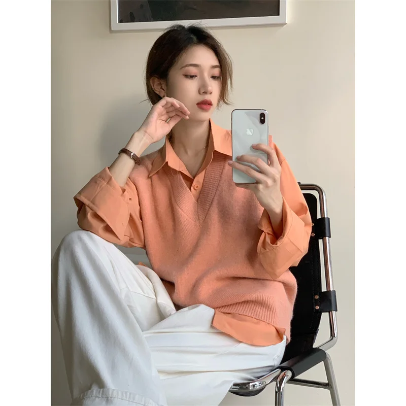 Женский жилет с V-образным вырезом |