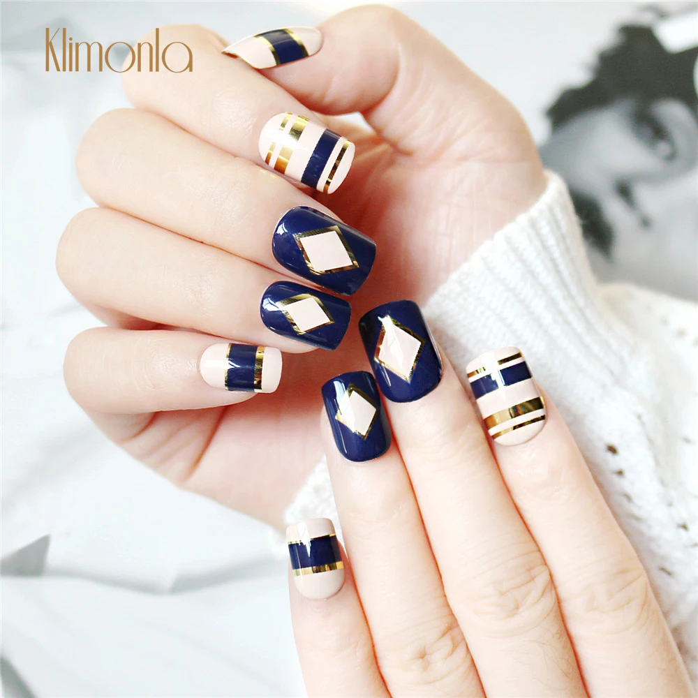 

24Pcs/Box Fashion Nail Pre-design Square Full Cover False Nails Metallic Feel Pattern Variety Of Matches Tips Decoration Art