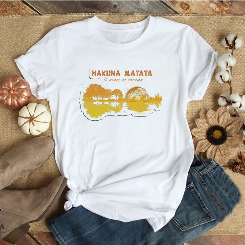 

Fashion Lady Streetwear Hippop Gothic Women T-shirts Anime Images Printed Cool Top Tees Aesthetic Innocent Soft Graphics tshirts