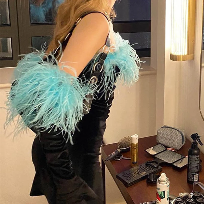 Мини-платье с открытыми плечами и открытой спиной BKLD высокой талией перчатками