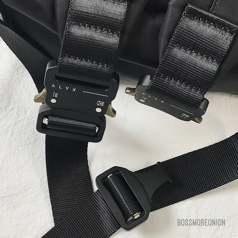 

20ss Latest 3M Reflective ALYX Backpack Men Women High Quality Fashion Metal Button Functional ALYX Bag