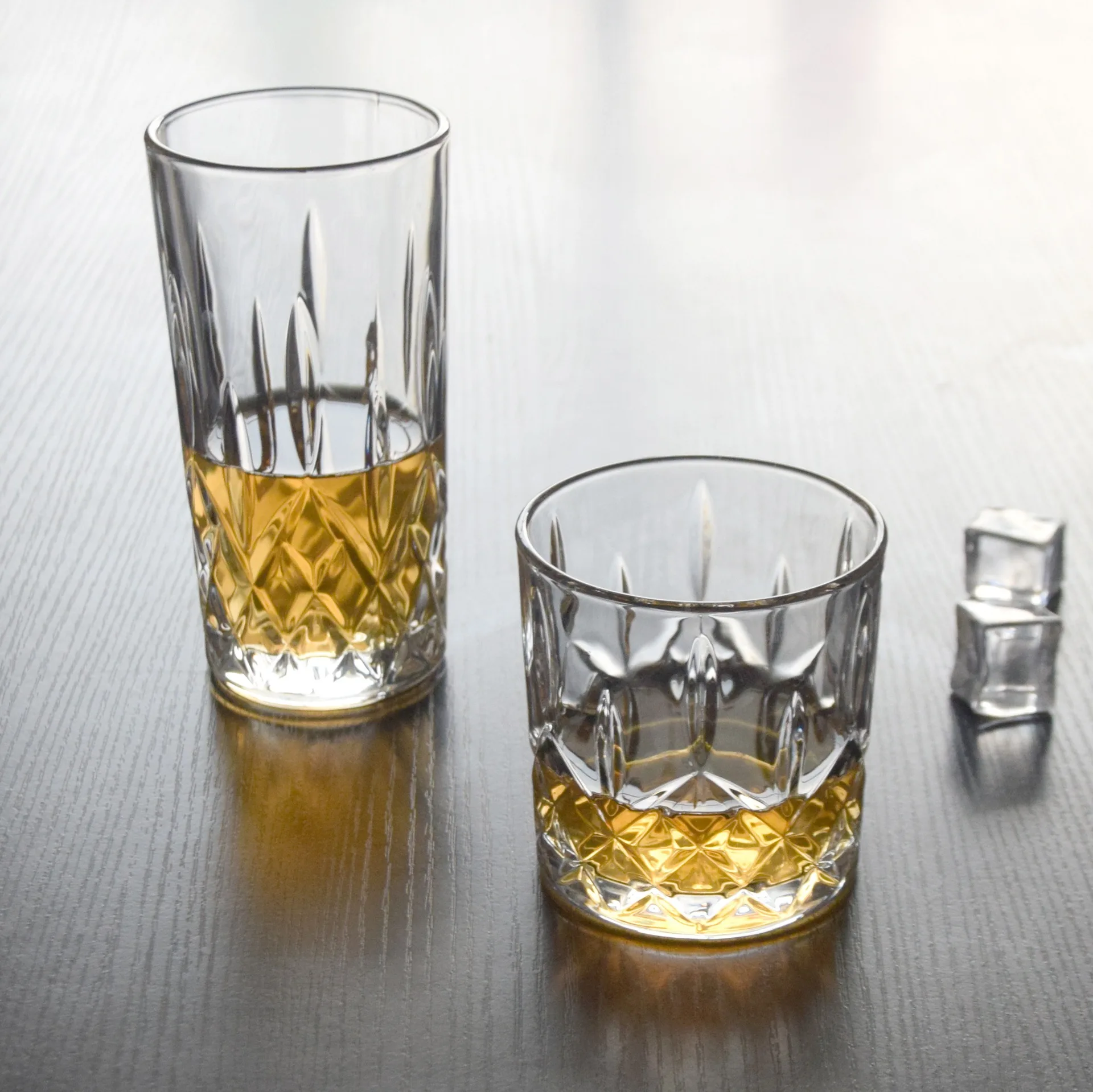 

2 Pcs/lot Wine Glass Mug Crystal Beer Whiskey Shot Glass Cup Vodka Drinking Bar Club Beer Wine Glass Bottle 200901-40