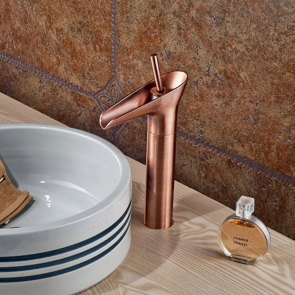 Red bronze tap Античный медный кран для раковины ванной комнаты, смеситель с одной ручкой и одним отверстием, латунный кран для горячей и холодной воды в дворцовом стиле - Цвет: Red bronze tap