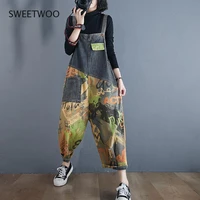 women graffiti print denim jumpsuits overalls new loose patchwork pocket jean pants female casual rompers macacao 2021