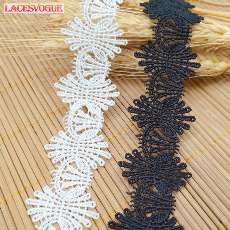 

14yards 3cm Embroidery lace trim patchwork Handmade DIY Garment needlework sewing accessories fabric Clothing Decoration 440