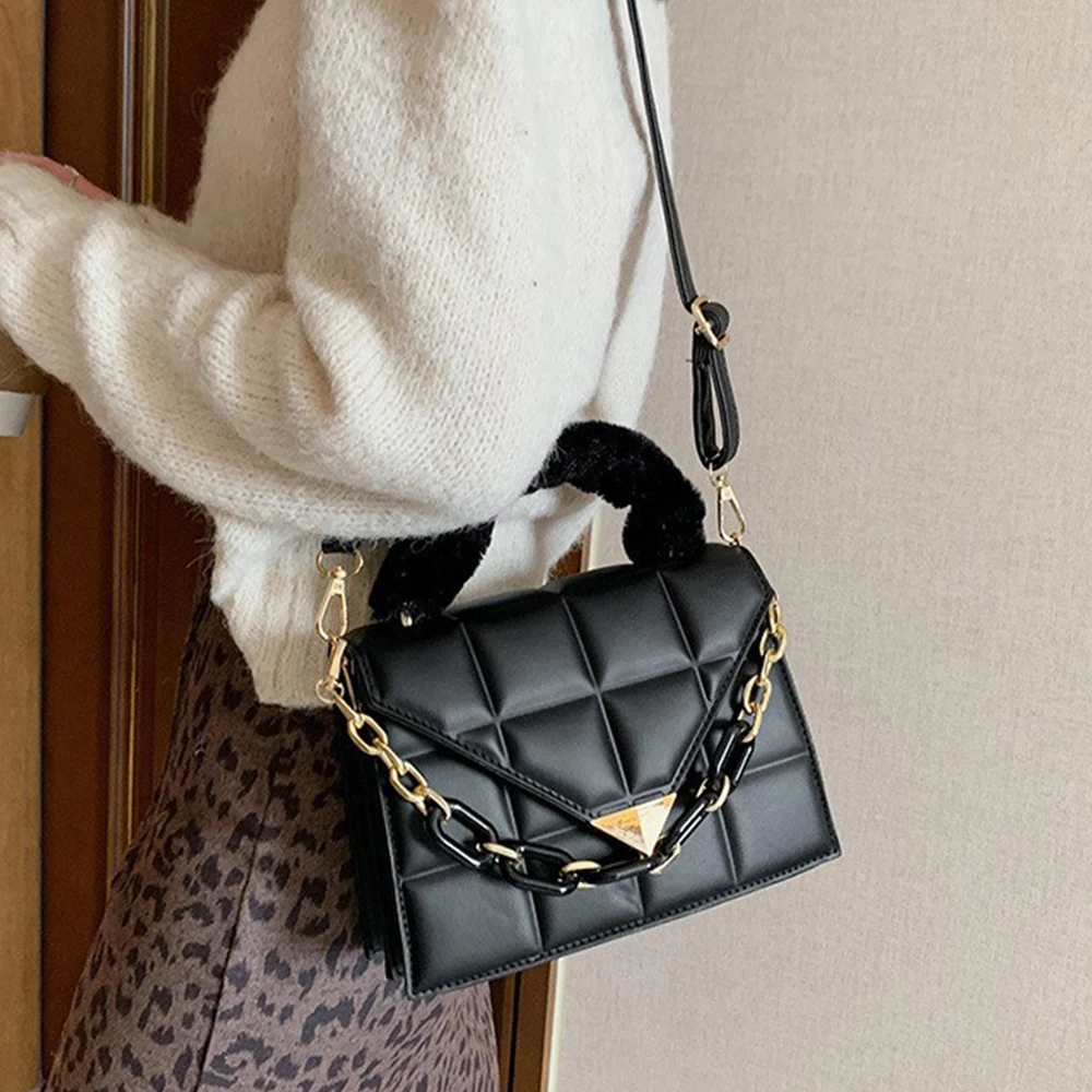 

Fashion Quilting Shoulder Bag Plush Handle Women Handbag Brands Chains Crossbody Bags for Women Plaid Clutch Purse Lady 2021 New