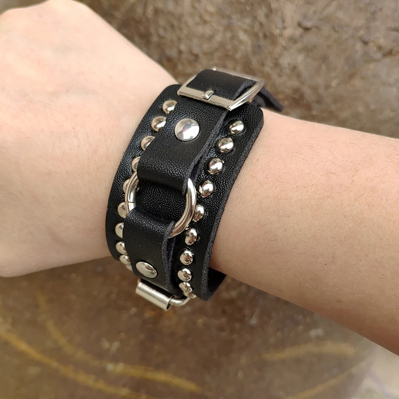 

PU Leather black Bracelet Hot Punk Harajuku black wristband bar Punk Goth 2 rows can be adjusted Jewelry accessories gifts