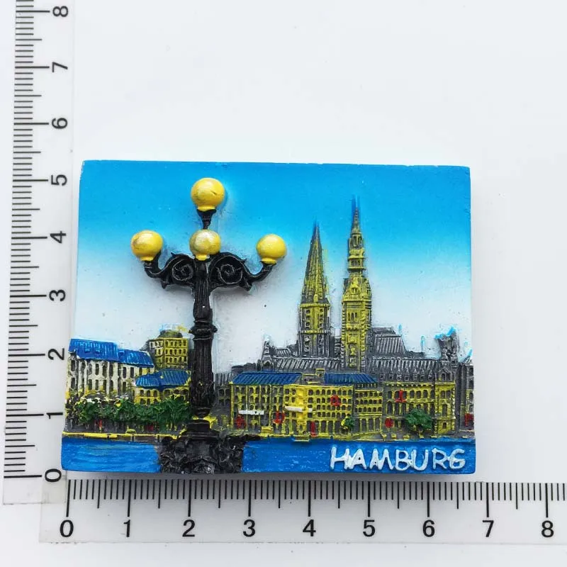 

Hamburg River View Creative Tourism Memorial Hand-painted Crafts Magnet Fridge