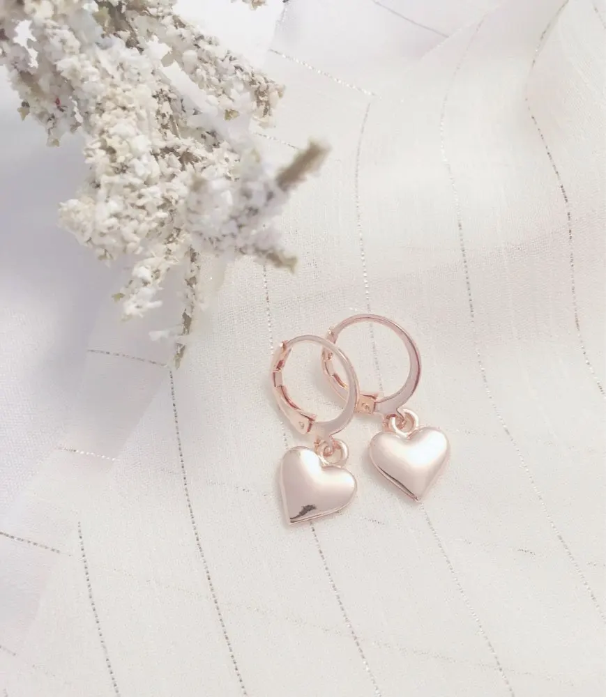 Супер милые сережки в форме Цвет покрытие маленькое сердце очарование серьги