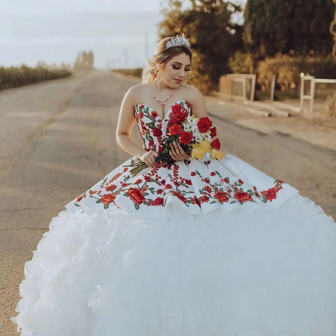 

Женское платье, платье для Quinceanera, милое платье с вырезом сердечком, с каскадным цветочным принтом, из органзы со шлейфом, 15