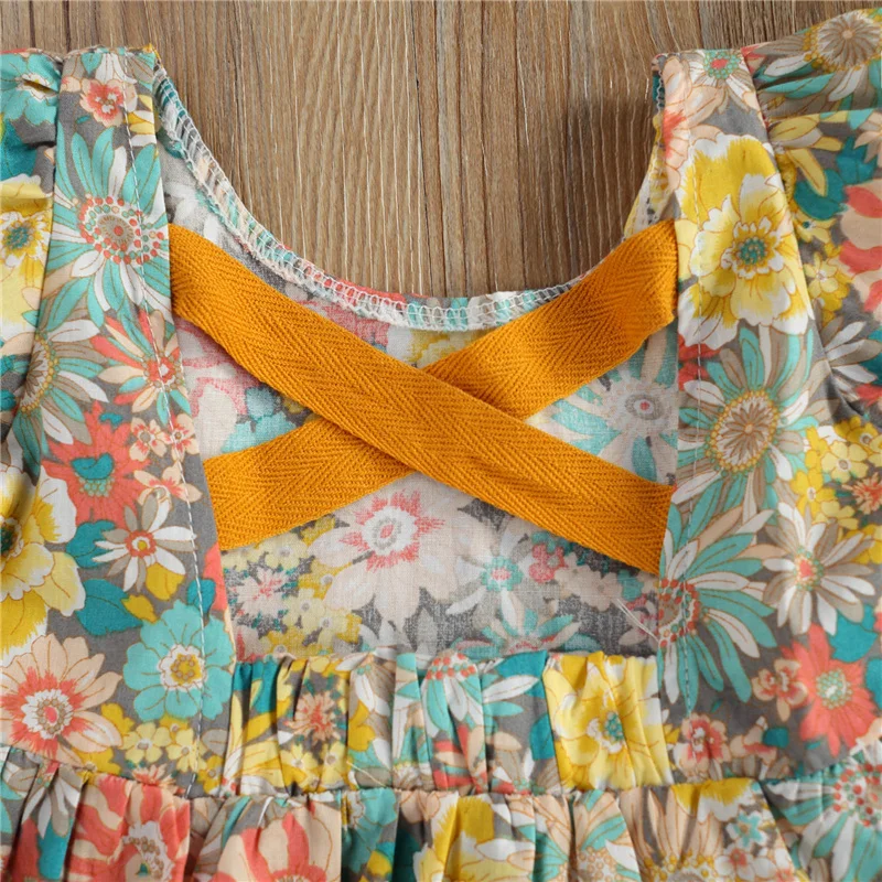 

Baby Short-sleeved Dress with Flower Print Dress Cross Strap Decoration Back Cool Hollow Design Summer Clothing