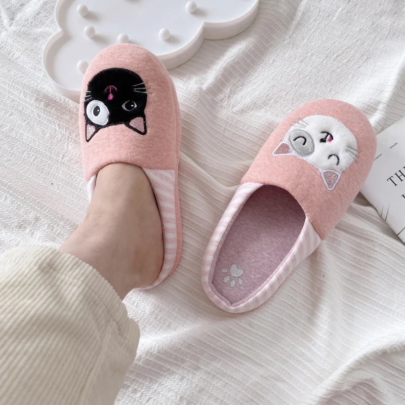 

Millffy lovely pink cat slipper cartoon animal plush slippers female winter warm cute soft girl winter home woman slipper
