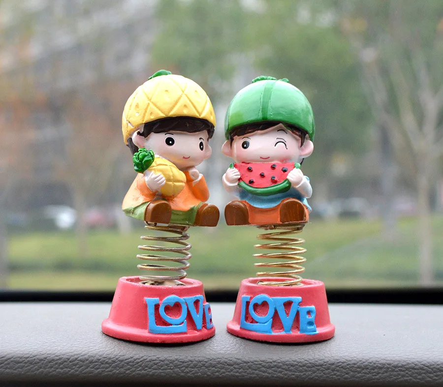 4 шт. Автомобильные украшения резиновая пружинная кукла настольные