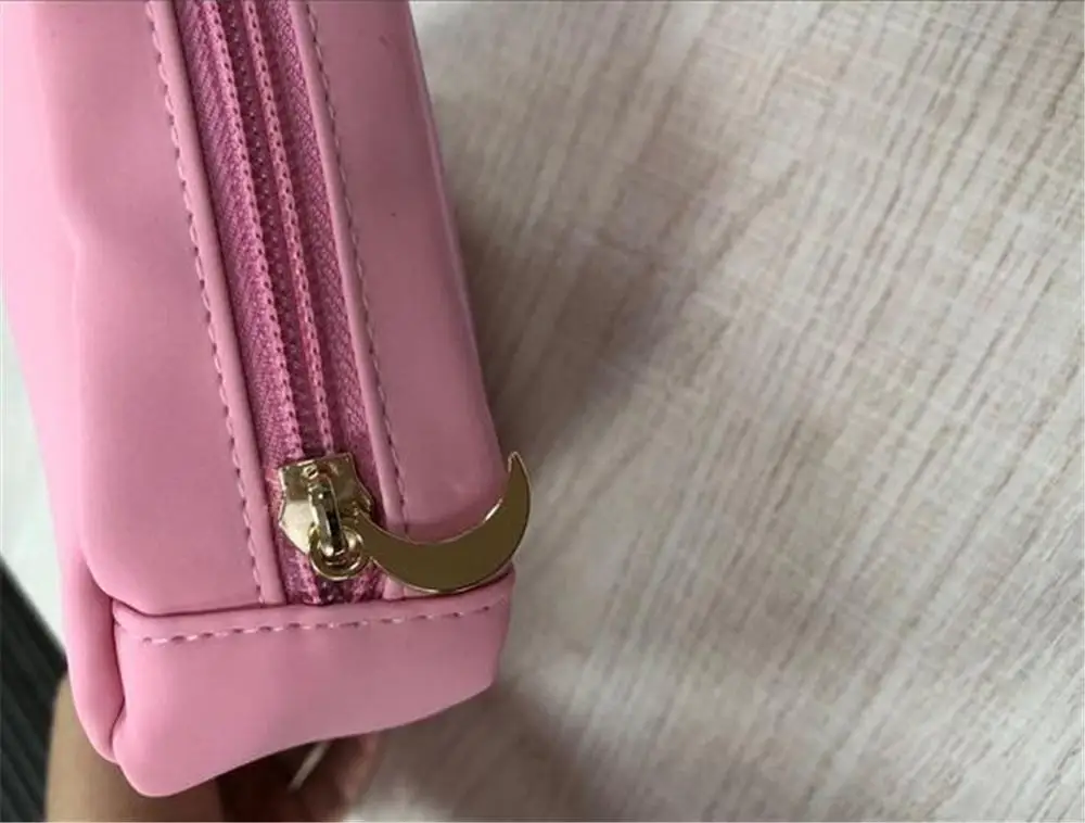 

1 Pcs Colorful Sailor Moon Cartoon PU Make Up Bags Shoulder Bag for Pack Waterproof Bag Travel Girl Christmas Gift