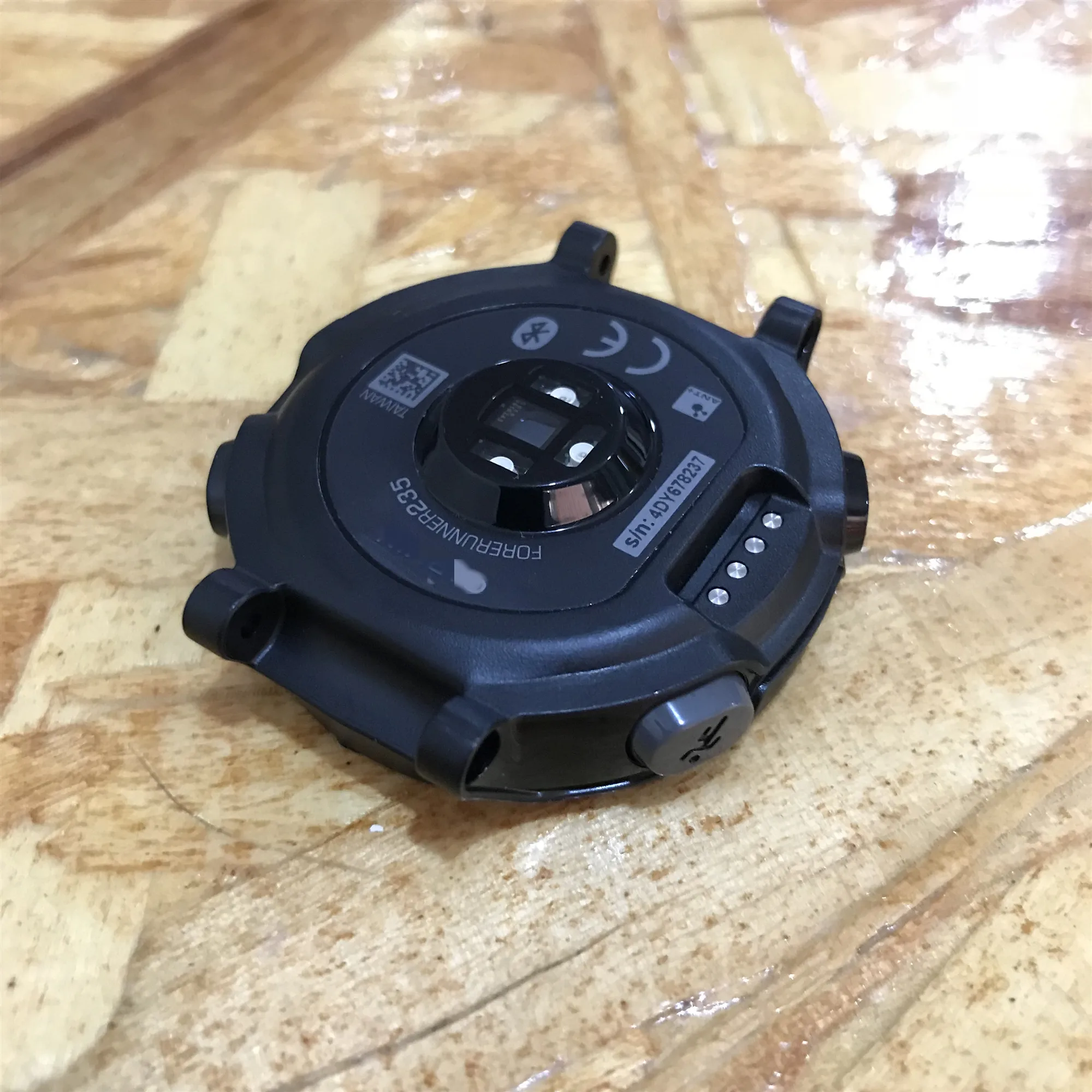 Forerunner 235 наручные Аксессуары для задней крышки часов с датчиками GARMIN Оригинальные запасные части для ремонта