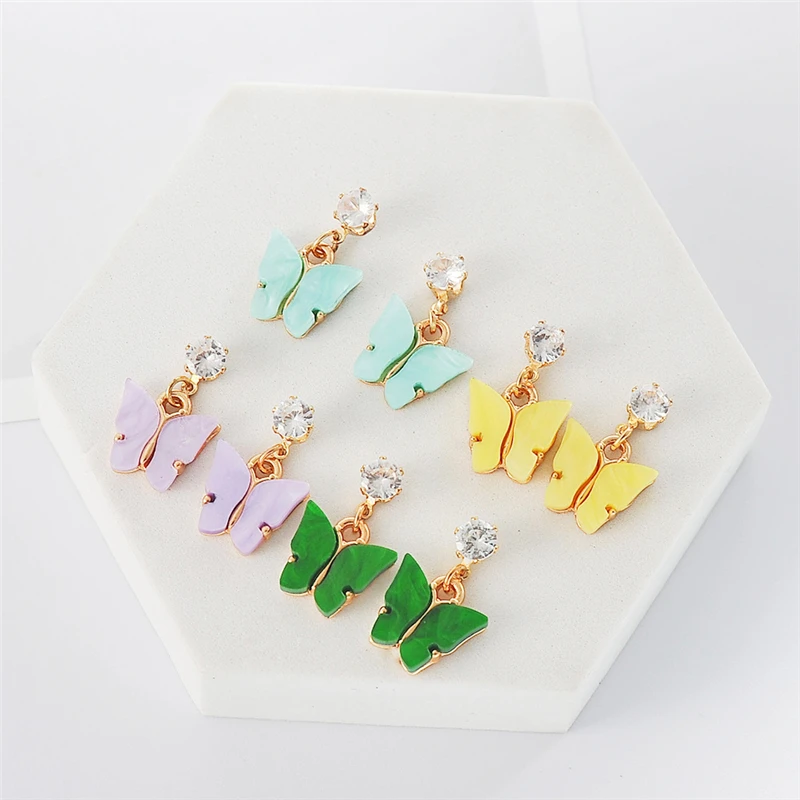 

Luokey Elegant Zircon Acrylic Lovely Butterfly Stud Earring For Women Beautiful Insect Girls Party Earrings Fashion Jewelry 2020