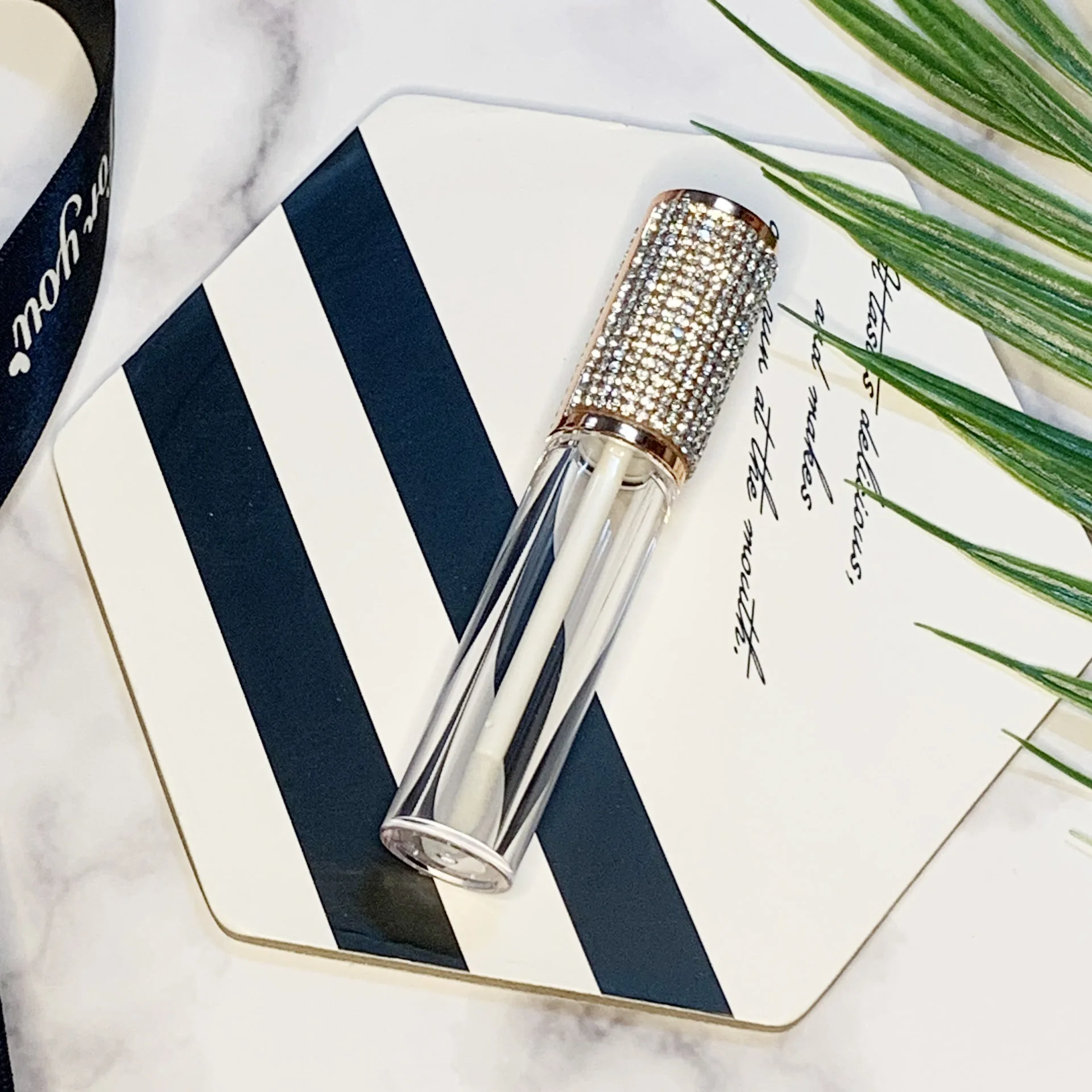 Пустая круглая туба для блеска губ высококачественные прозрачные пластиковые