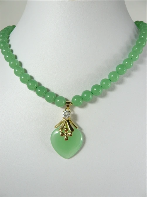 

2 styles! beautiful 7-8mm light green Jade bead + GP/silver plated heart Jade pendant necklace