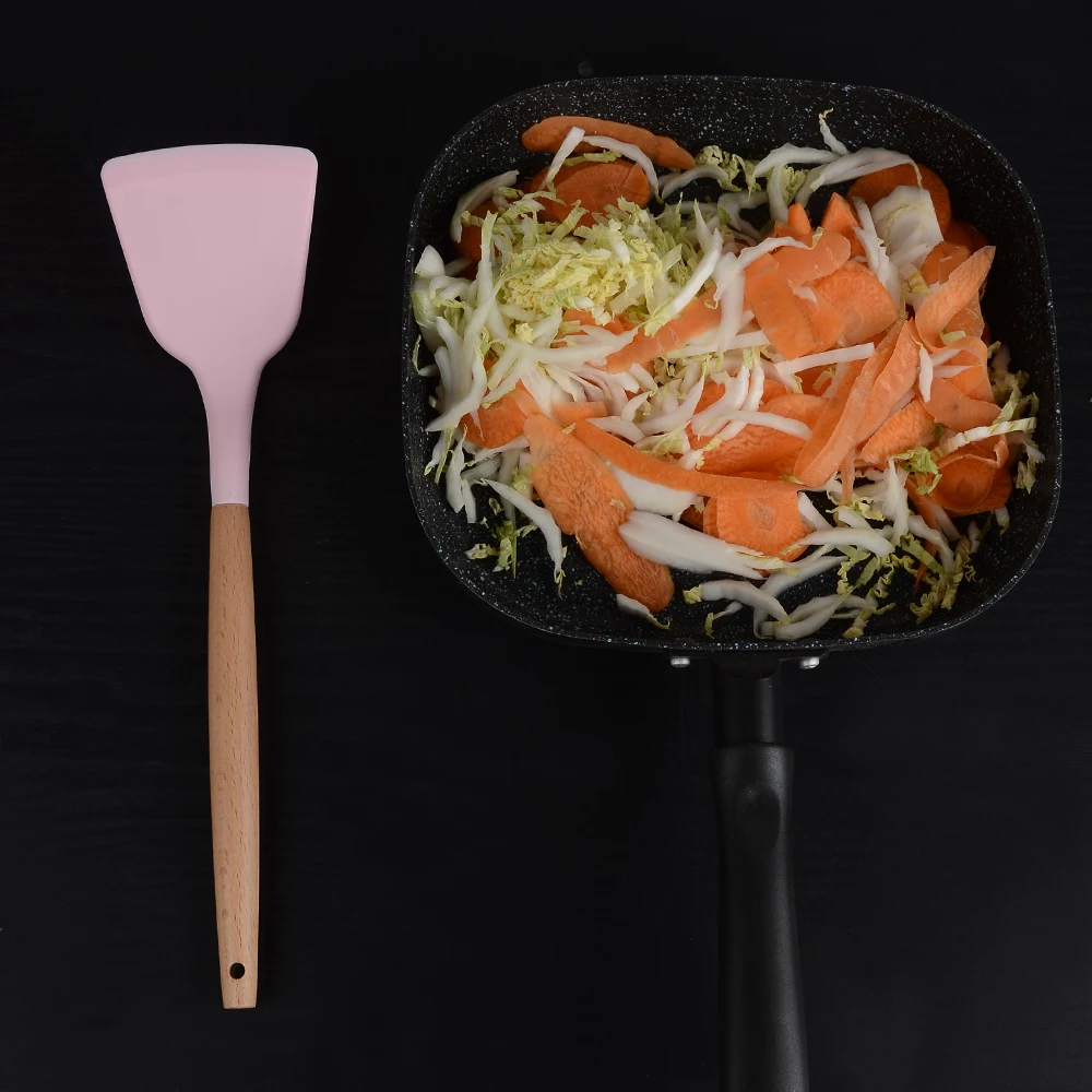 Набор силиконовой кухонной утвари с ложкой и антипригарной деревянной ручкой 12