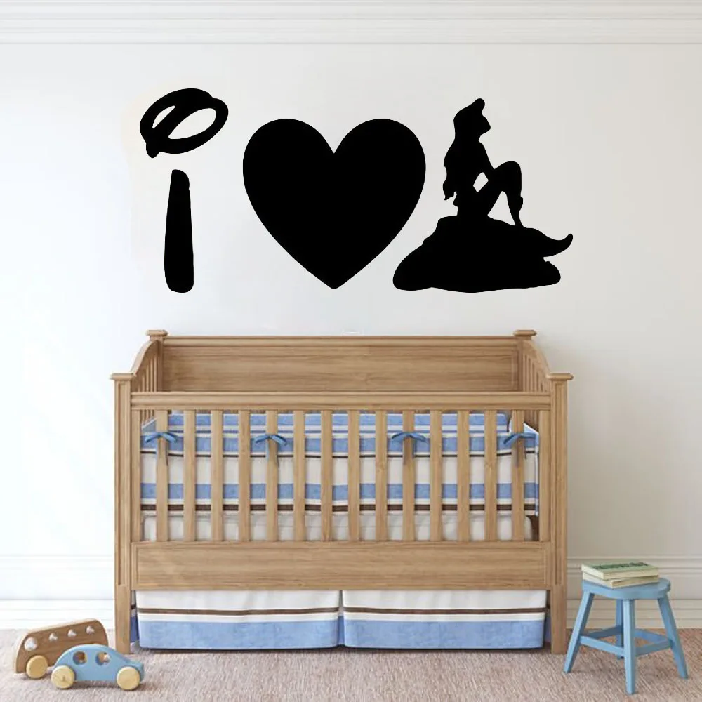 

Наклейка на стену с надписью «I Love Mermaid»