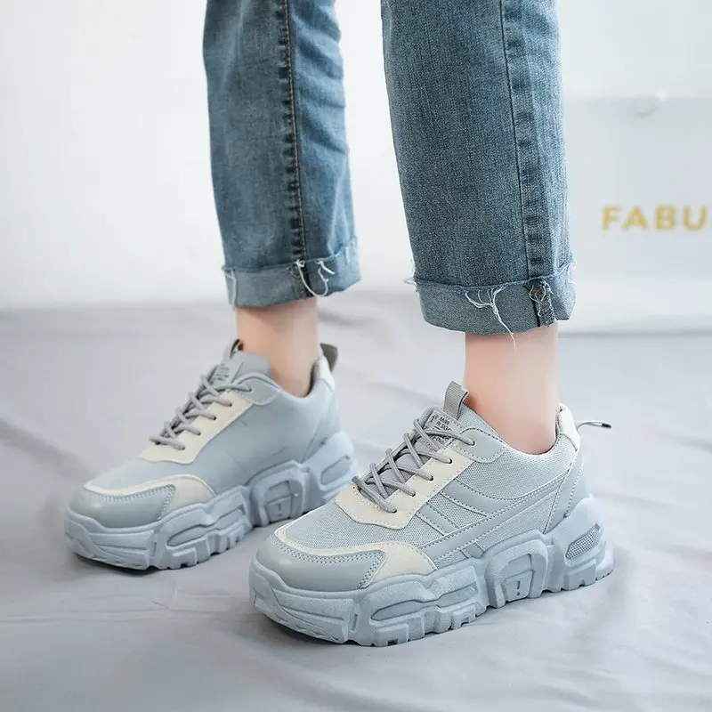 

Women Sports Breathable Outdoor Walking Vulcanize Shoes Woman Mesh Casual Lace-Up Ladies Shoes 2021 Fashion Female Sneakers