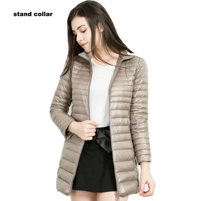 Stand Collar Khaki Пуховик для женщин; сезон весна-осень-зима; Теплый белый пуховик на утином пуху; Женская длинная Сверхлегкая куртка с капюшоном; женская куртка; 6XL 7XL - Цвет: Stand Collar Khaki