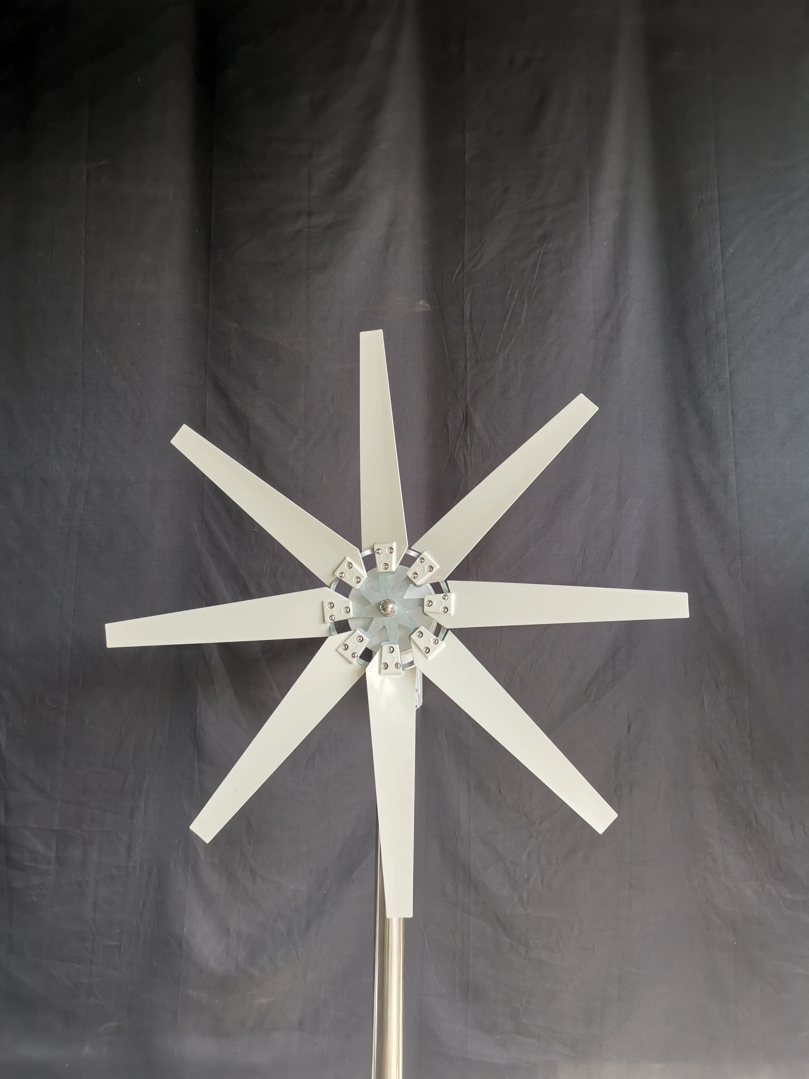 Ветряная Турбина 800 Вт 8 лопастей 12 В 24 кВт для использования на лодке или в саду -