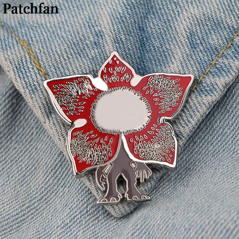 Patchfan очень странные дела броши для мужчин и женщин гордость цинка Эмаль на