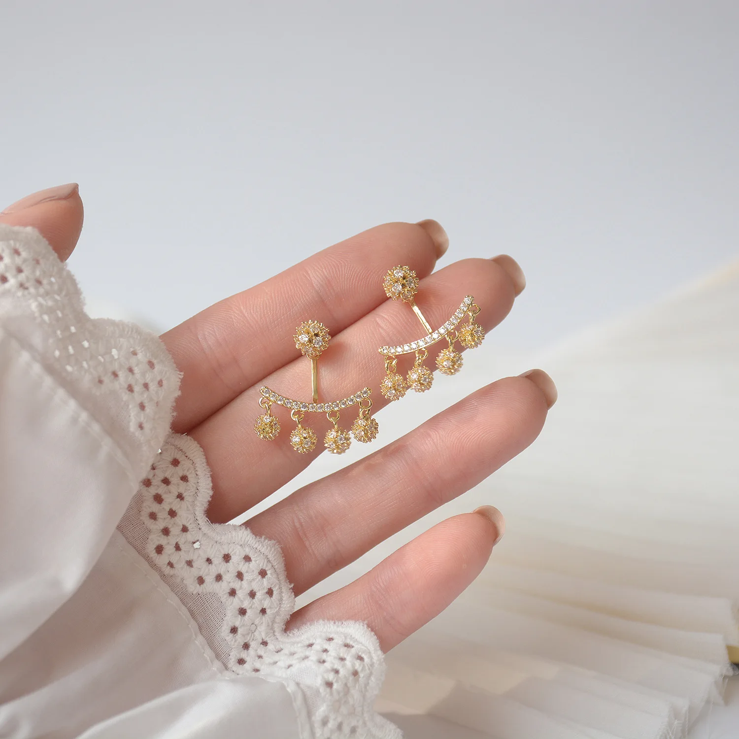 

Ins Hot Sale 14K Real Gold S925 Silver Needle Ball Tassel Stud Earrings for Women Cubic Zircon ZC Earrings