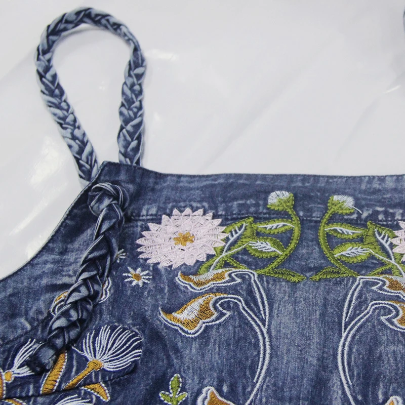 

Original female dress 2020 summer new style suspender denim dress retro embroidered dress 82155