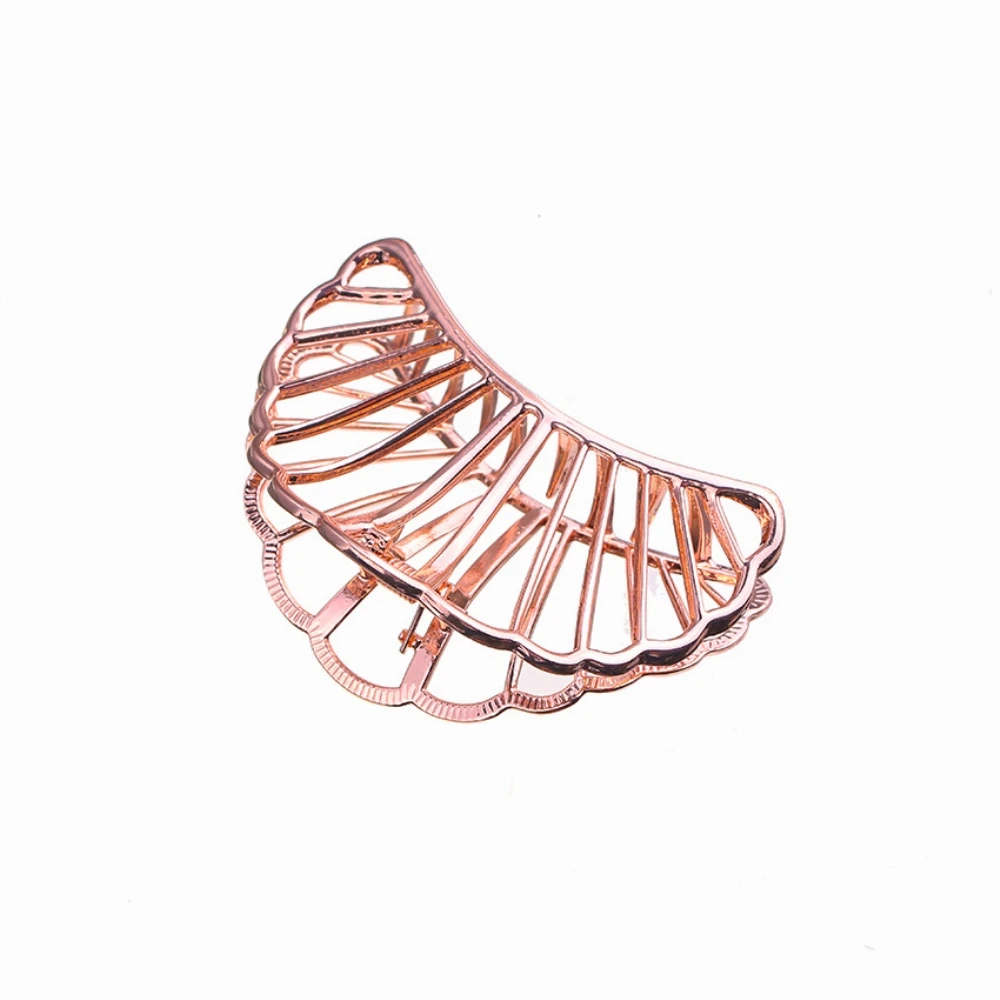 

Fashion Simple Hollow Hair Claw Metal Fan-shaped Large Hair Clip for Women Hairpin Headwear Shower Makeup