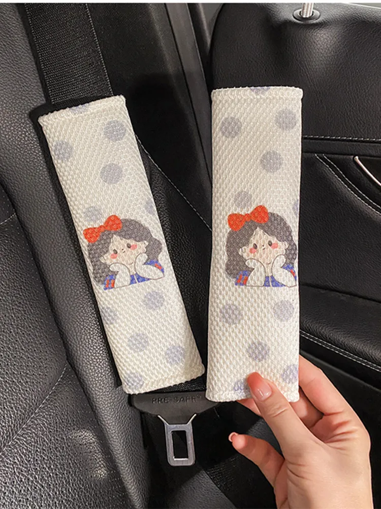 

Cartoon Girl Fashion 3D Breathable Mesh Four Seasons Universal Car Neck Pillow Interior Decorations