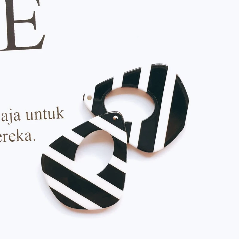 Фурнитура для ювелирных изделий в черно-белую полоску акриловые аксессуары