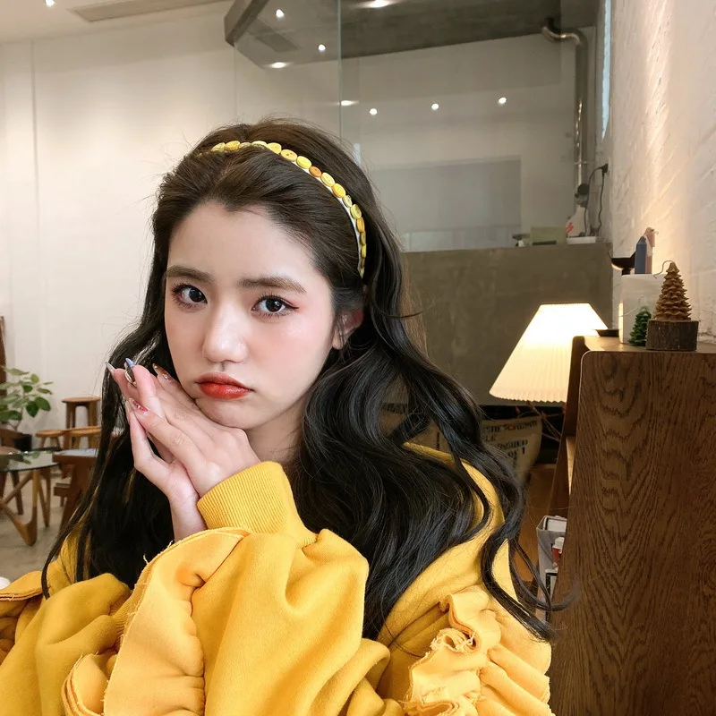 

Korean New Sweet Resin Button Hair Band for Women Candy Color Make Up Hair Scrunchie Hairband Girls Headdress Hair Accessories