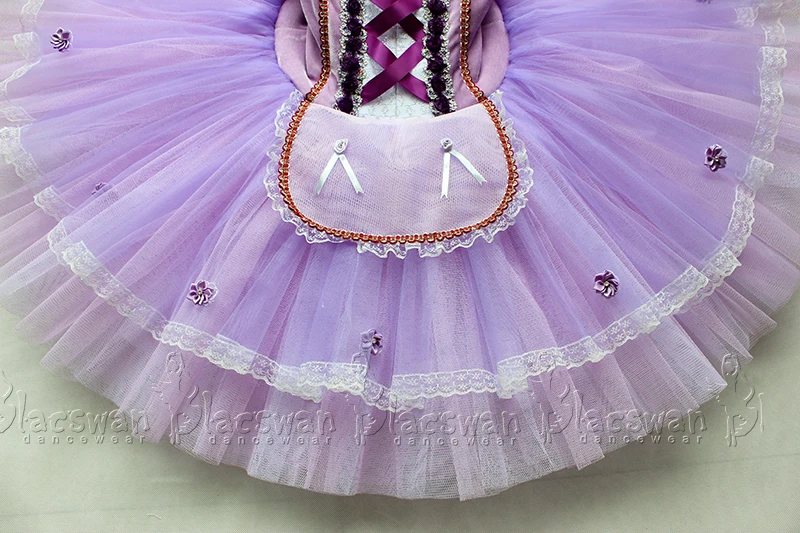 Сиреневая бархатная балерина брикет марципан зернистость флейты балетные