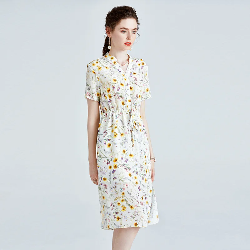 

Dress Summer 2021 New Women's Small Fresh V-Neck Short Sleeve Loose Temperament Waist Split Silk A-Line Skirt