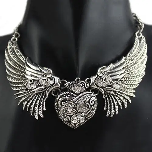 

HOT SALES!!! Women's Fashion Rhinestone Heart Angel Wings Statement Necklace Jewelry wing heart pendant a lobster clasp Necklace