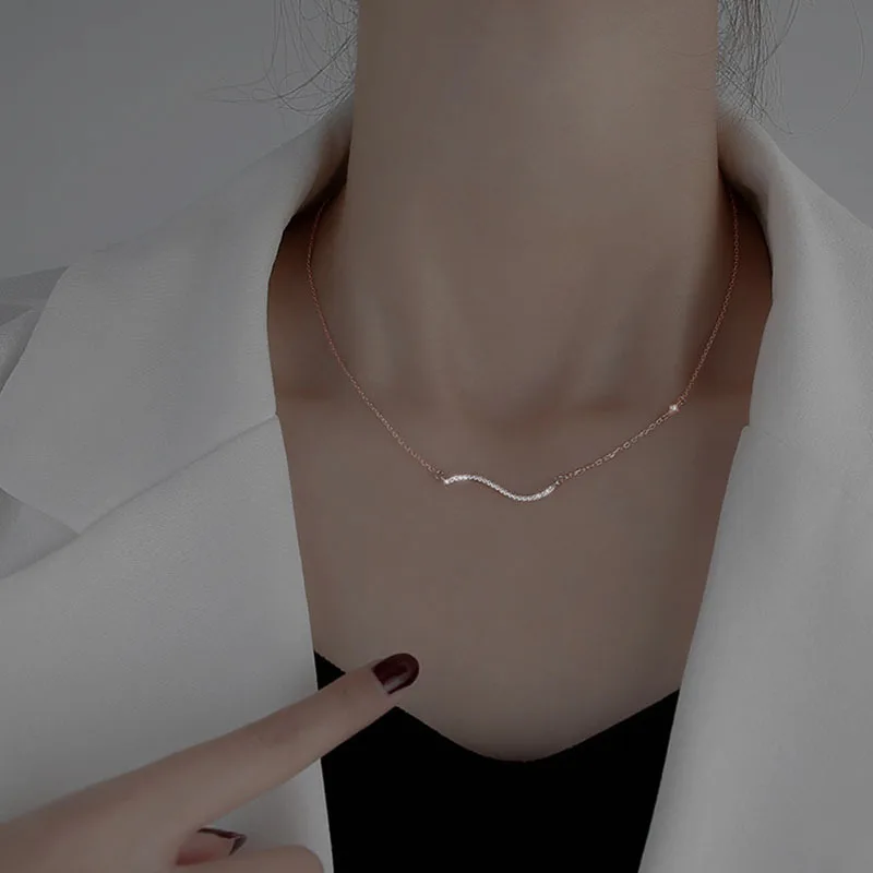 

Wave necklace female niche design sense INS cold wind net red clavicle chain neck chain