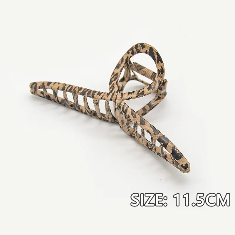 

2021 Women Geometric Metal Elegant Pearl Hollow Hair Claw Clips And Pins Barrettes Vintage Headband Hairpin Fashion Accessories