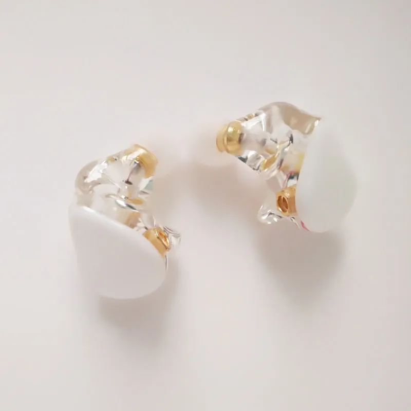 1BA 1DD White A3 HIFI 1BA+1DD Hybrid Earphone MMCX Powerful Stereo Hi-Res Earbud Resin Custom Made Headphones DJ Monitor Stage Headset IEM New - Цвет: 1BA 1DD White