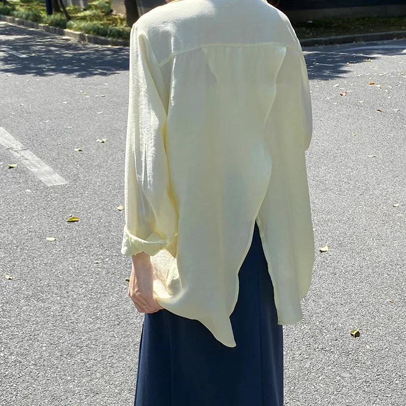 

Loose Women Casual Long Blouse Korean Style Back Split Design Streetwear Long Sleeve Vintage Shirts Female Harajuku Cardigan