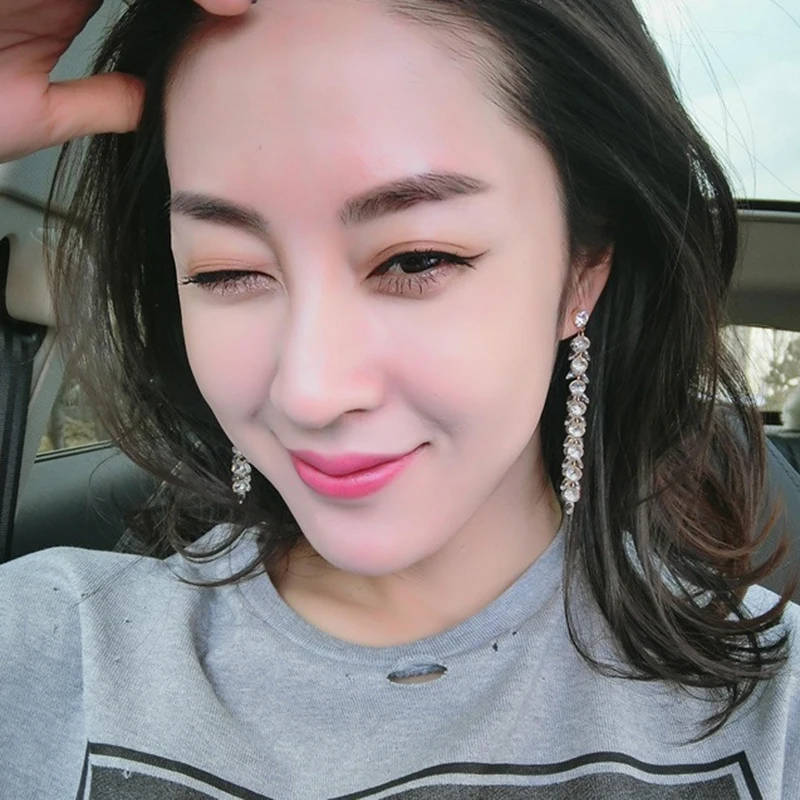 Женские серьги-подвески с черно-белыми кристаллами | Украшения и аксессуары