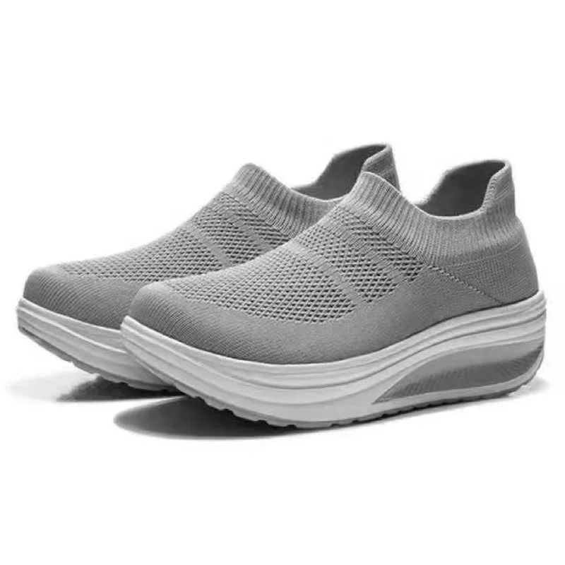 

Lightweight Breathable Water Slip-on Shoes 2022 Summer New Women Sandals Women Casual Shoes Women Sneakers Sandalias Mujer