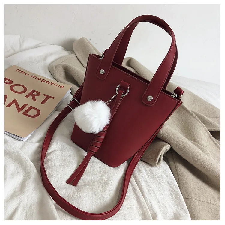 

Bags Women 2020 New Fashion Wild One-shoulder Slung Fashion Ball Player Shoulder Bag Diagonal Bucket Mochila Mujer Messenger bag